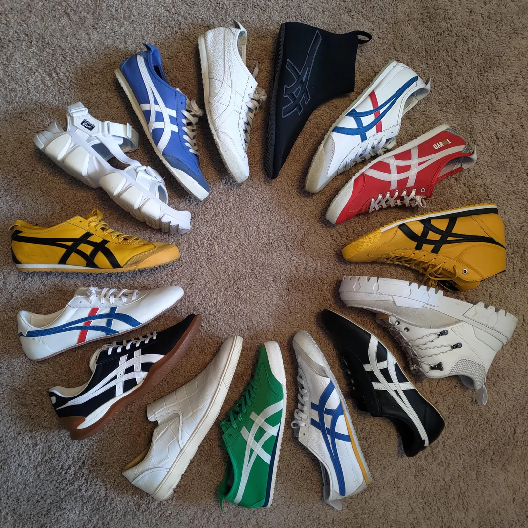 ONITSUKA TIGER